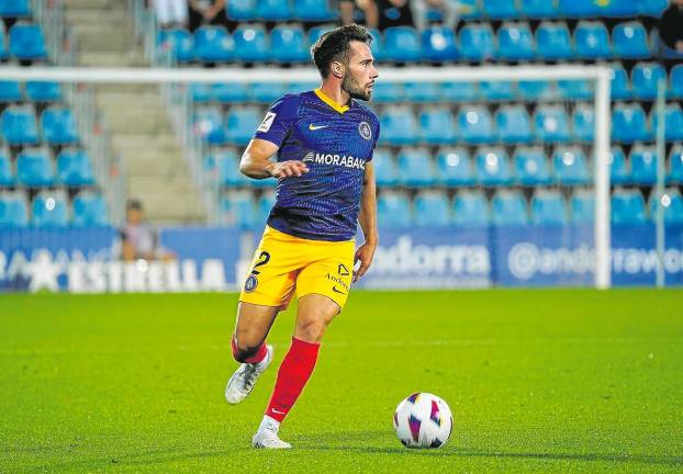 Migue Leal durante un encuentro la pasada temporada con el Andorra en LaLiga Hypermotion. foto: andorra cf