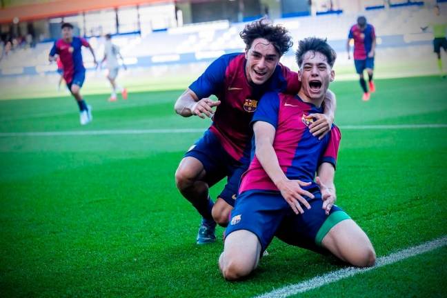 Óscar Gistau celebra un tanto conseguido en la UEFA Youth League. Foto: Instagram