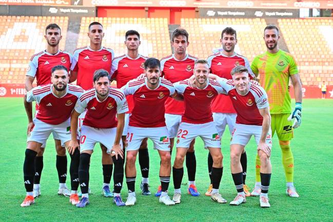 El primer once inicial de la temporada del Nàstic ante el Ourense en el Nou Est adi Costa Daurada. foto: alfredo gonzález