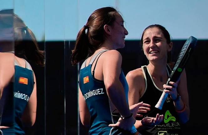 Ana Domínguez y Ainara Pozuelo, en el torneo egipcio. foto: instagram