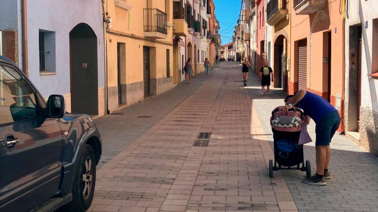 $!La calle inundada tras la tormenta y este lunes ya seca.