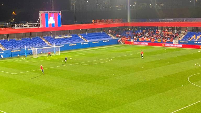 La afición del Nàstic de Tarragona en el Johan Cruyff. Foto: J. M. R.