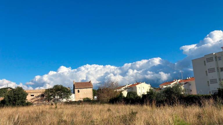 $!Por momentos las nubes han ofrecido imágenes espectaculares. FOTO: JMB