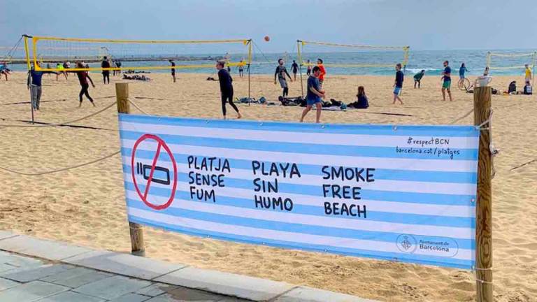 $!Muchas playas ya tienen espacios sin humo.