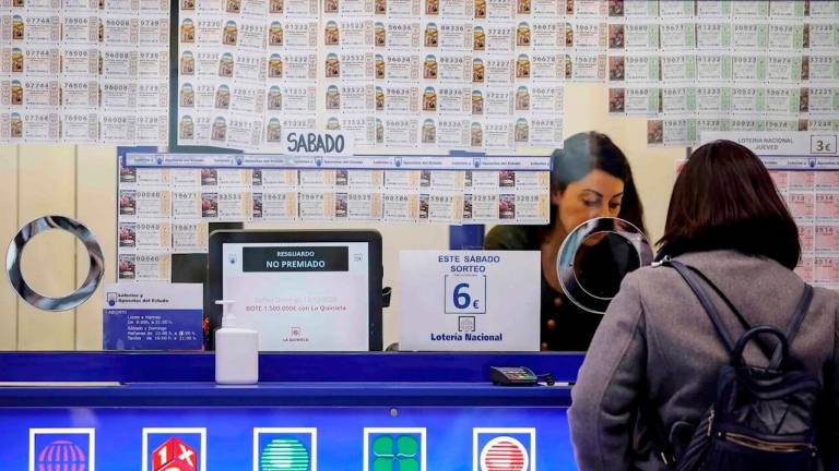 Una administración de loterías. Foto: EFE