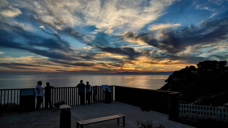 Vista desde el Mirador de la Falconera de Salou, al anochecer. FOTO: Patronato Municipal de Turismo de Salou