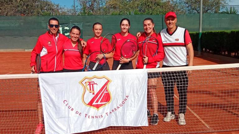 Las jugadoras tarraconenses, en Murcia. foto: CT Tarragona