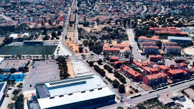 El antiguo trazado de la línea de alta tensión será un paso de carril bici.