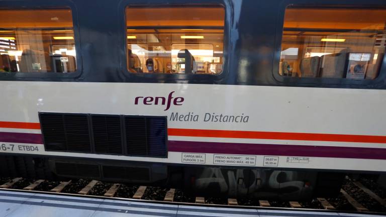 Imagen de archivo de un tren de Rodalies. Foto: Pere Ferré / DT