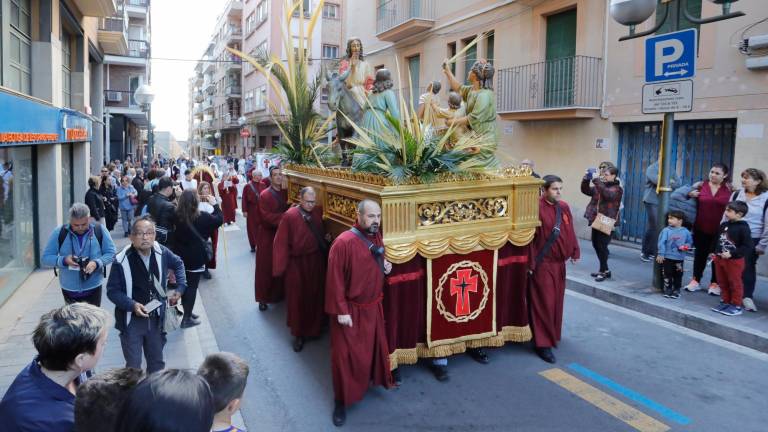 El paso ha recorrido las calles más céntricas de la ciudad de Tarragona. Foto: Pere Ferré