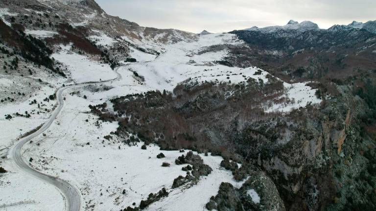 Imagen de archiv de la Vall d’Aran nevada. Foto: EFE