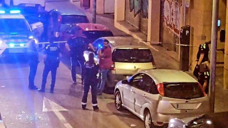 Imagen de agentes de la Guàrdia Urbana en la calle Jaume I. Foto: TGNLegends