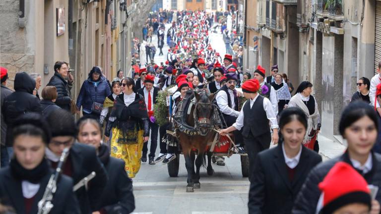 $!El desfile de los carruajes se celebra el domingo 19. Foto: Pere Ferré/DT