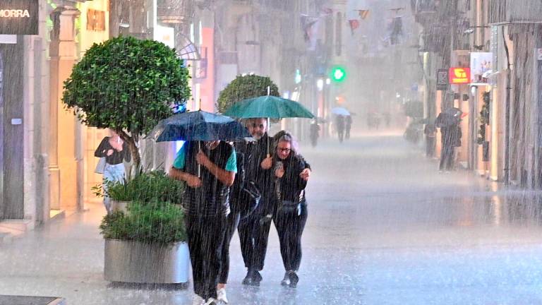 Lluvias en Reus. Foto: Alfredo González