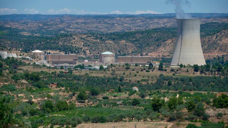 La central nuclear d’Ascó, a la comarca de la Ribera d’Ebre. Foto: Joan Revillas