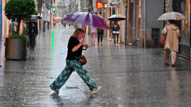 Lluvias en Reus. Foto: Alfredo González