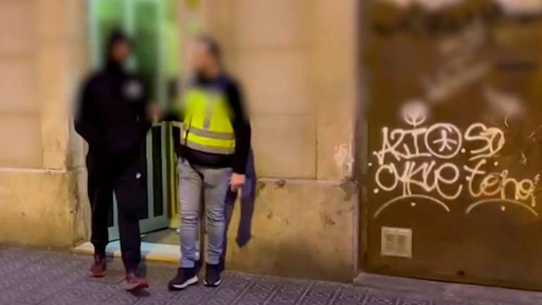 Uno de los cuatro detenidos en Barcelona. FOTO: CNP