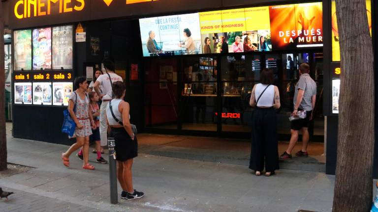 L’exterior dels Cinemes Verdi a Barcelona. Foto: ACN