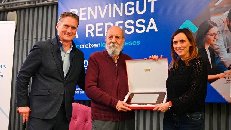 Josep Baiges, Carlos Iaquinandi i Sandra Guaita, ahir en l’acte d’agermanament. Foto: Alfredo González