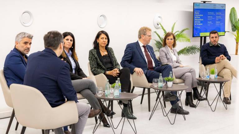 $!Mesa redonda ‘Retos y oportunidades del Área Metropolitana del Camp de Tarragona’. Foto: Àngel Ullate