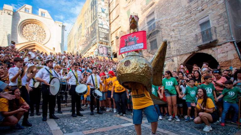 l’Aliga petita ha mostrado su lado más crítico y se ha quejado del estado de la Casa de la Festa. Foto: Marc Bosch