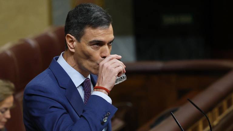 El presidente del Gobierno, Pedro Sánchez, durante su comparecencia este miércoles en el Congreso para informar de la gestión de la dana, en un pleno con el que se cierra la ronda de explicaciones que los miembros del Ejecutivo han ofrecido en la Cámara Baja sobre la catástrofe. Foto: EFE