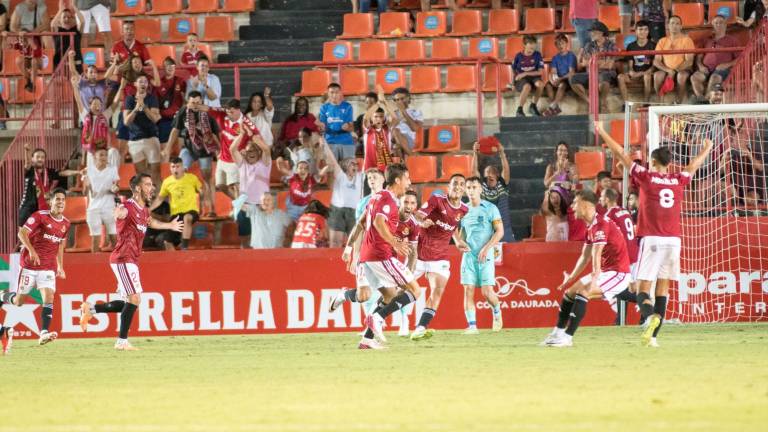 Gorostidi celebra un gol conseguido en el Nou Estadi esta temporada. Foto: Nàstic