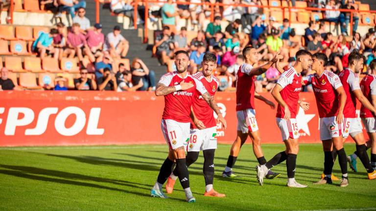 Marc Fernández, después de su gol ante Osasuna Promesas. Foto: Marc Bosch