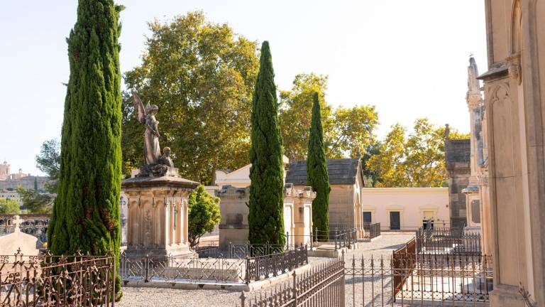 $!Tots Sants: El cementerio de Tarragona amplía horarios y estrena espacio de memoria