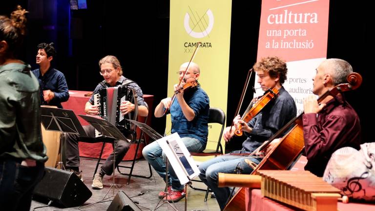 $!Albert Galcerà (acordeón); Albert Carbonell (violín); Guillem Cabré (viola) y Jaume Fraga (violonchelo). FOTO: ALBA MARINÉ