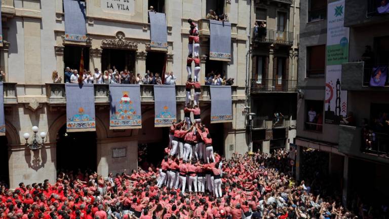 La Colla Vella descarrega el 2d9fm. Foto: Pere Ferré