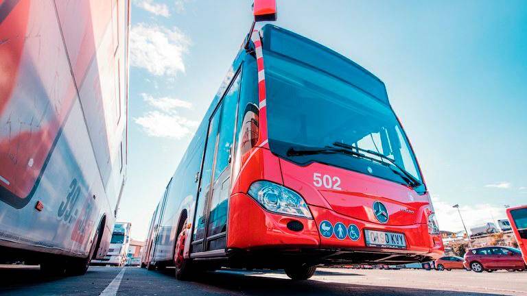 La EMT reforzará el servicio de buses para el Nàstic-Ceuta. Foto: EMT