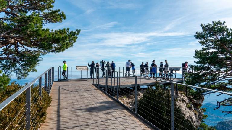 El mirador del Mont-Caro. FOTO: Santi García