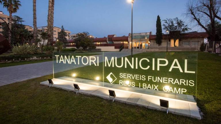 Entrada al Tanatori Municipal de Reus. Foto: cedida