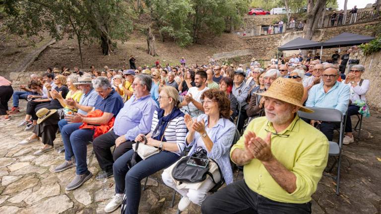 $!Aplausos de un público entregado durante el concierto. FOTO: ÀNGEL ULLATE