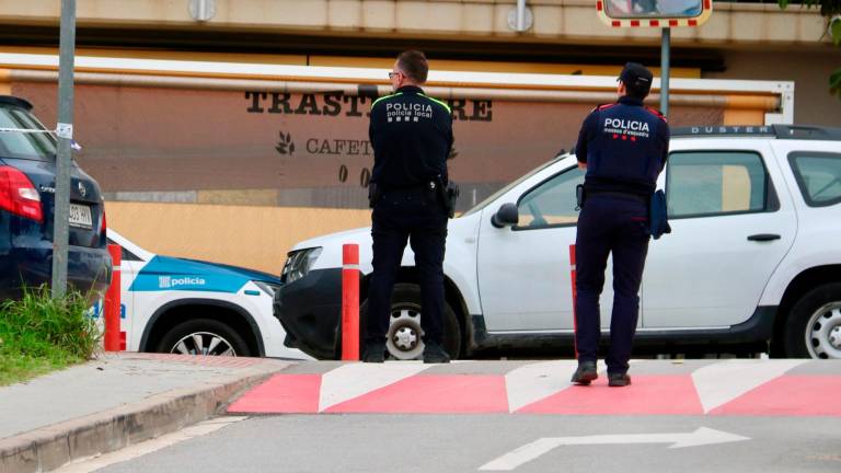 El asesinato se ha llevado a cabo en una cafetería de Montgat. Foto: ACN