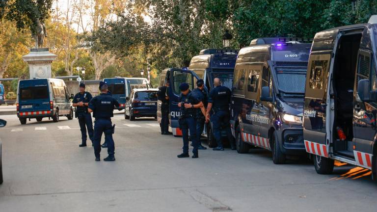 El dispositivo desplegado por los Mossos. Foto: EFE