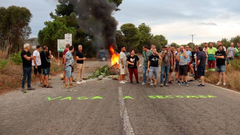 Se prevé que la plantilla mantenga el corte hasta que los servicios no sean los correctos y no descartan pasar toda la noche. Foto: ACN