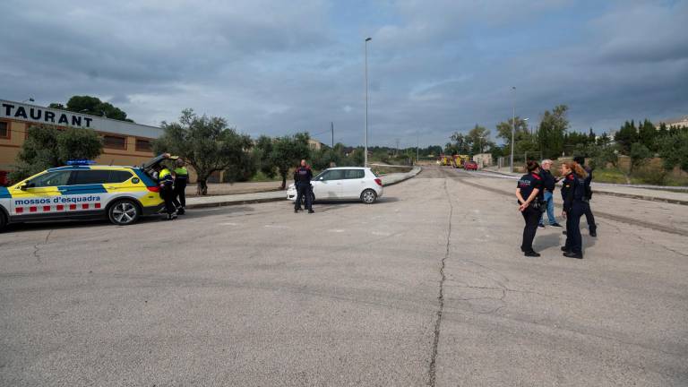 Se ha perimetrado una zona de 300 metros a la redonda. Foto: Joan Revillas