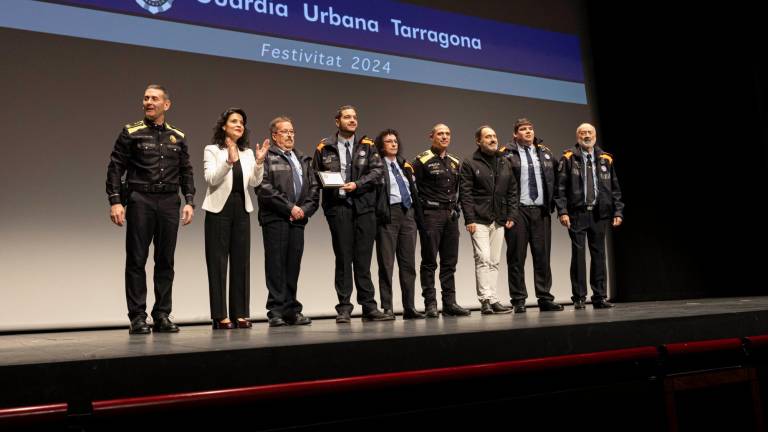 Imagen de la gala de ayer en el Teatre Tarragona. foto: Àngel Ullate