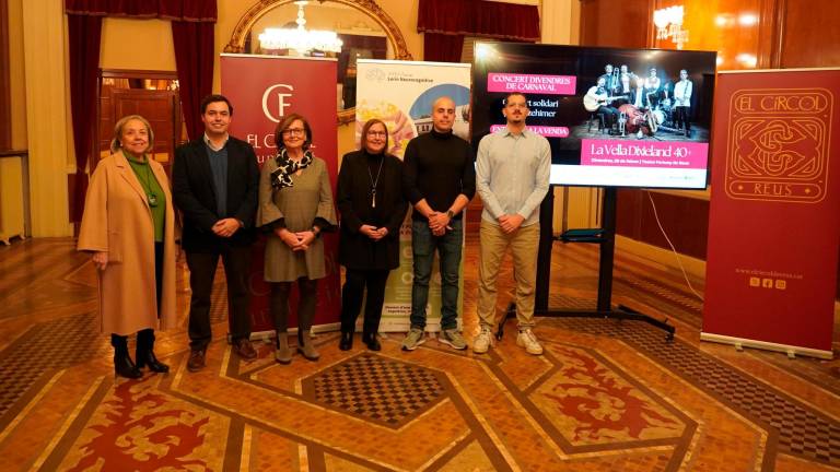 D’esquerra a dreta, Dolors Sardà, presidenta de la Fundació del Teatre Fortuny; Eduardo Cacho, president del Rotary Club Reus; Patrícia Terradellas, presidenta d’El Círcol; Misericòrdia Sánchez, presidenta de l’Ass. Alzheimer Reus i Baix Camp; Manuel Pineda, fisioterapeuta i coordinador de l’àrea física funcional de l’associació; i Jordi Cervera, president de la Jove Cambra Internacional Reus. FOTO: Cedida