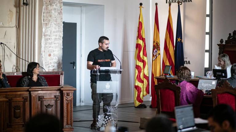 El portavoz de ECP, Jordi Collado, en un pleno municipal. Foto: Àngel Ullate