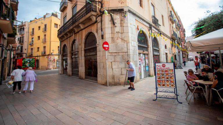 El Mercat del Fòrum, en la Part Alta, está cerrado desde 2008. Foto: Marc Bosch