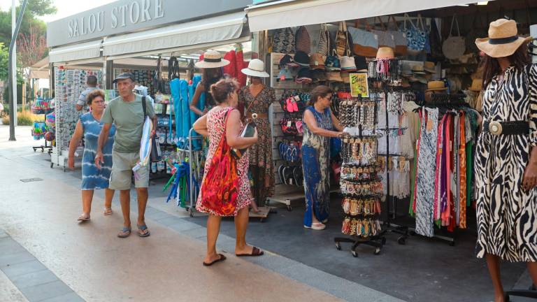 El Ayuntamiento de Salou lanza una nueva campaña dirigida al comercio local. Foto: Alba Mariné