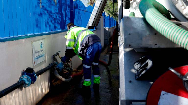 Cada any s’utilitzen uns 70 mil metres cúbics d’aigua no potable en la neteja de carrers. Foto: Cedida