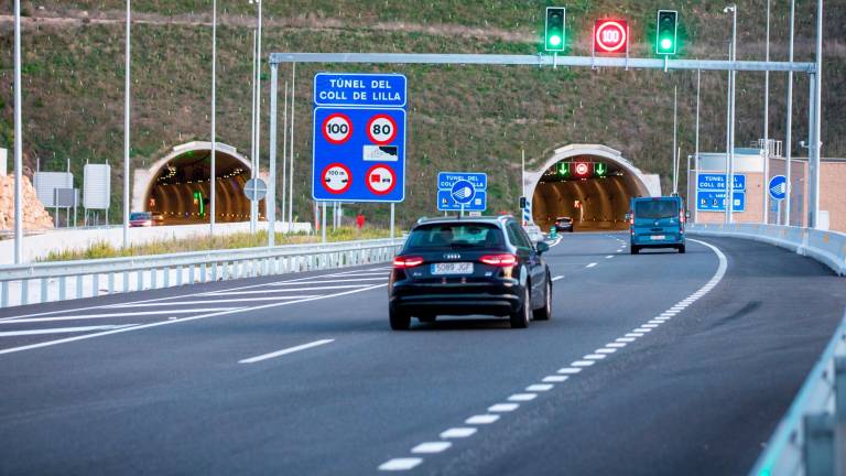 El túnel, de 1.500 metros de longitud, se inauguró hace un año. FOTO: Marc Bosch