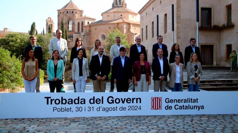 El Govern de Salvador Illa, en una imagen de la estancia que realizó el pasado mes de agosto en el Monestir de Poblet. Foto: ACN