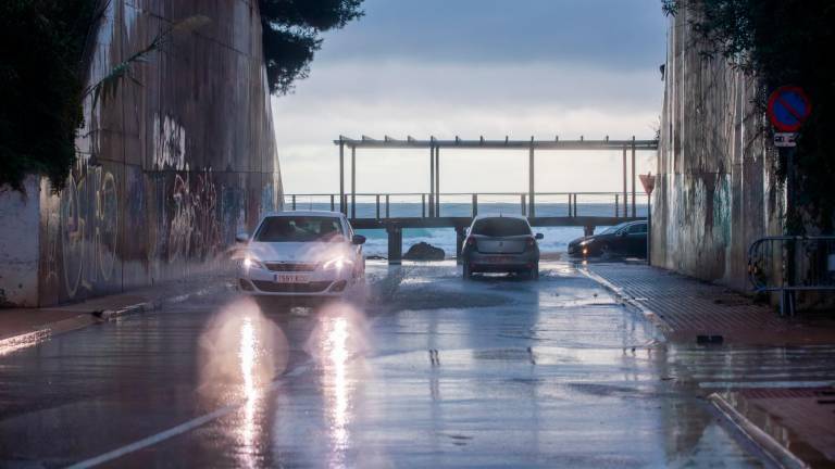 Desde Protecció Civil piden a la ciudadanía que estén pendiente de la previsión del tiempo y del estado de las carreteras. Foto: Marc Bosch