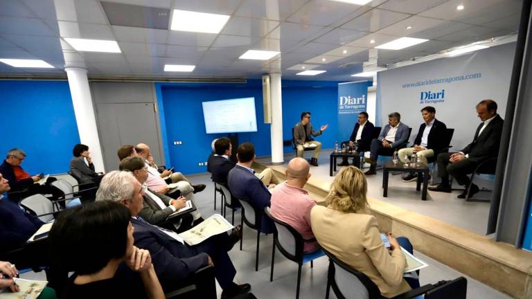 El Diari ha presentado su Espacial de Turismo de Proximidad en la sala Victoria Climent. Foto: Marc Bosch