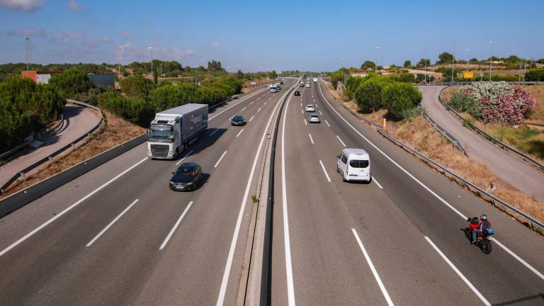 La autopista AP-7 contará con cuatro nuevas salidas a su paso por la provincia. Foto: Àngel Ullate